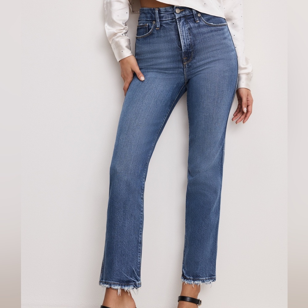 Good American Medium Blue Good Curve Straight Leg Jeans RETAILS $179